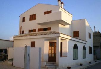 B&B Pacheco has Balcony rooms