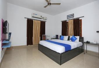 OYO Maa Banadurga Inn allows 18 year olds to book a room