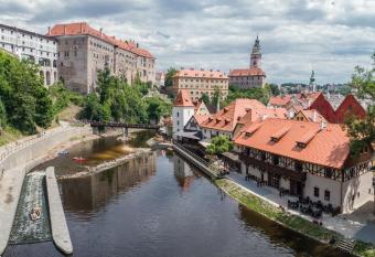 Garni hotel Castle Bridge has Balcony rooms