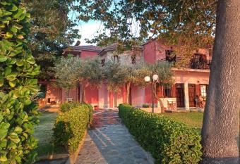 Paparizou Apartments has Balcony rooms