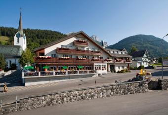 Hotel Sonne has Balcony rooms