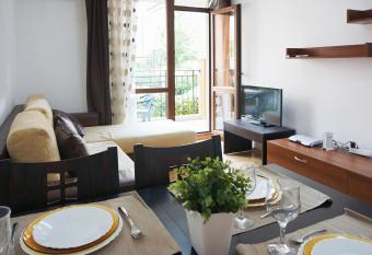 Apartcomplex Sveti Vlas Victorio 2 has Smoking/Balcony rooms