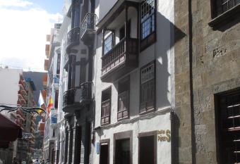 Pension La Cubana has Balcony rooms