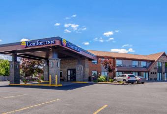 Comfort Inn has Balcony rooms