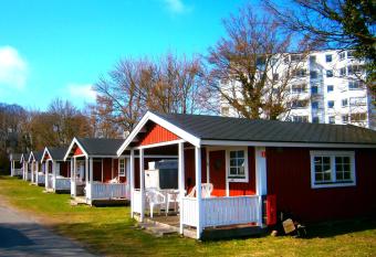 Helsing  r Camping & Cottages Gr  nnehave has Balcony rooms