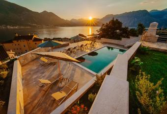 Apartments Casa Delone has Balcony rooms