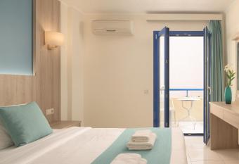 Central Hersonissos Hotel has Balcony rooms
