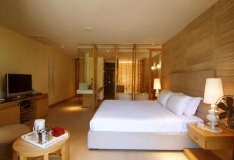 Dune Hua Hin Hotel allows 18 year olds to book a room