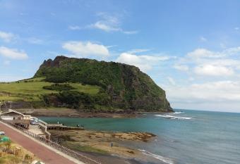 Nice View Guesthouse has Balcony rooms