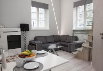 Apartament MnW allows 18 year olds to book a room