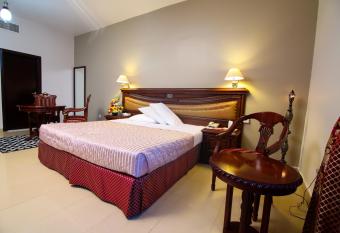 Rainbow Hotel Apartments has Balcony rooms