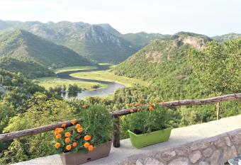 Village house - Novak Rijecani has Balcony rooms