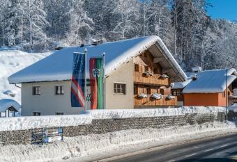Hotel Pension Wilma has Balcony rooms
