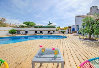 H  tel La Palunette has Balcony rooms