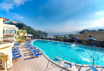 Hotel San Lorenzo Thermal Spa has Balcony rooms