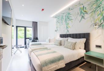 Hotel Capital Lisboa allows 18 year olds to book a room