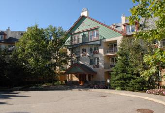 Lodge de la Montagne has Balcony rooms