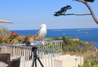 Hotel Ker Moor Saint-Quay Portrieux has Balcony rooms