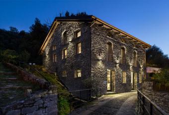 Agriturismo l Adagio allows 18 year olds to book a room