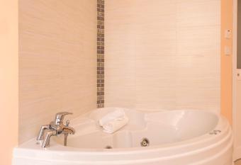 Sogdiana Guest House allows 18 year olds to book a room