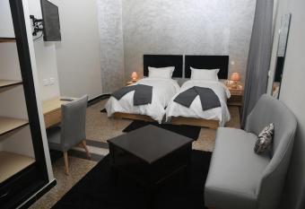 Point du Jour has Balcony rooms