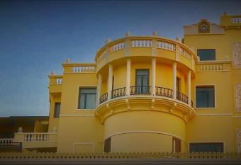 Ratnawali     A Vegetarian Heritage Hotel has Balcony rooms