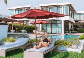 Tolani Le Bayburi Villas, Hua Hin - Pranburi allows 18 year olds to book a room