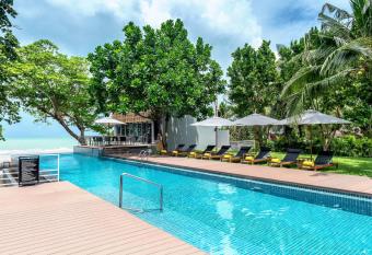 Centara Q Resort Rayong has Balcony rooms