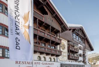 Das Kaltschmid - Familotel Tirol has Balcony rooms