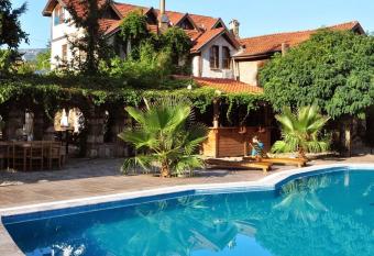 Olympos Koyevi Pension has Balcony rooms