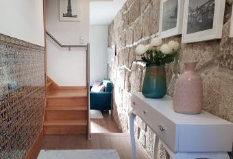 22 Oporto Guesthouse allows 18 year olds to book a room