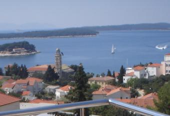 Apartments Jakic has Balcony rooms