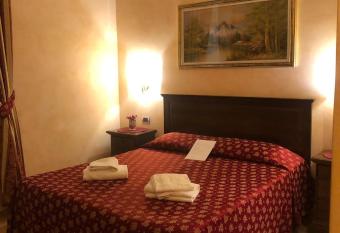 Bye Rome Guesthouse has Balcony rooms