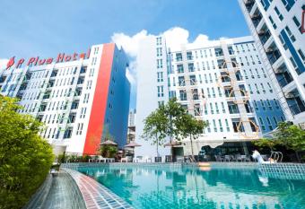 P Plus Hotel has Balcony rooms