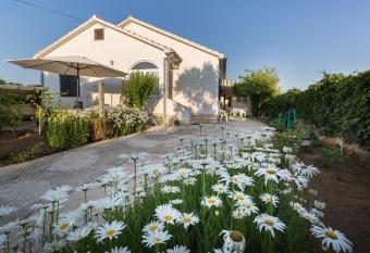 Cozy apartment Josipa has Balcony rooms