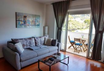 Villa Spanjol has Balcony rooms