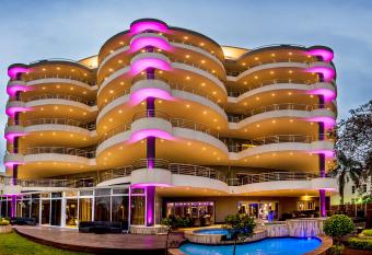 Coastlands Musgrave Hotel has Balcony rooms