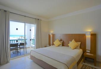 Vincci Helios Beach has Balcony rooms