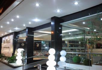 Da Vinci Hotel & Conventions allows 18 year olds to book a room