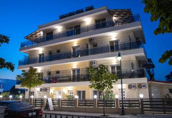 Olympic Coast has Balcony rooms