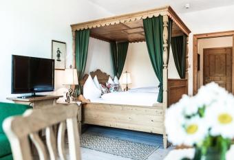 Salzburg Hotel Holznerwirt has Balcony rooms