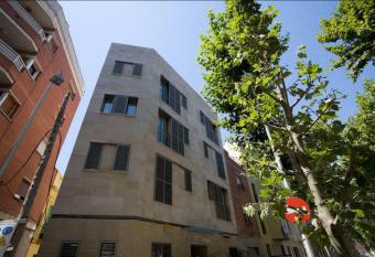 Hostal Rambla has Balcony rooms