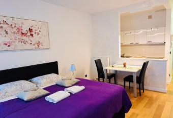 Nova Galerija West App Dora has Balcony rooms