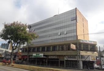 Hotel Itamaraty allows 18 year olds to book a room