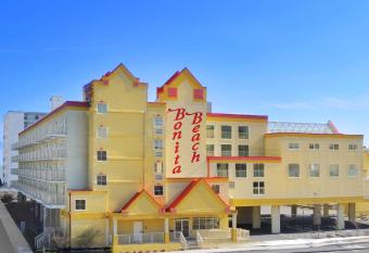 Bonita Beach Hotel has Balcony rooms