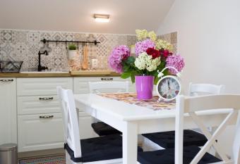 Apartment Kalimero has Balcony rooms