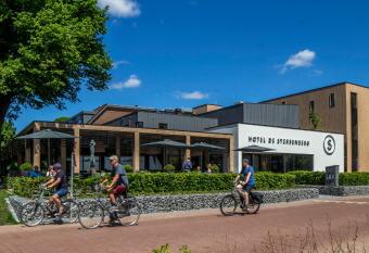 Hotel de Sterrenberg - Adults Only allows 18 year olds to book a room