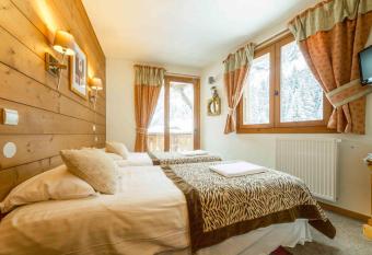 H  tel et Chalet Au Coin Du Feu Chilly Powder has Balcony rooms