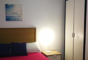 Rosa de los Vientos allows 18 year olds to book a room