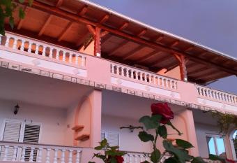 Apartments Balen has Balcony rooms